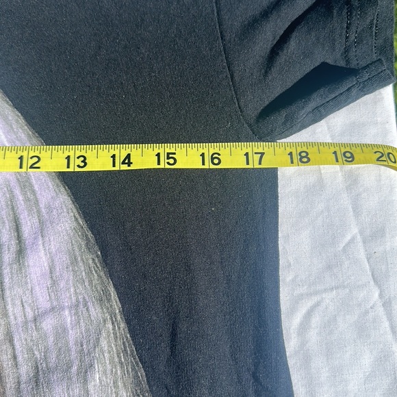 Billie Eilish Tarantula Tee Graphic T-Shirt Black Size Small - Picture 4 of 5